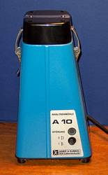 Janke & Kunkel IKA Analytical Mill